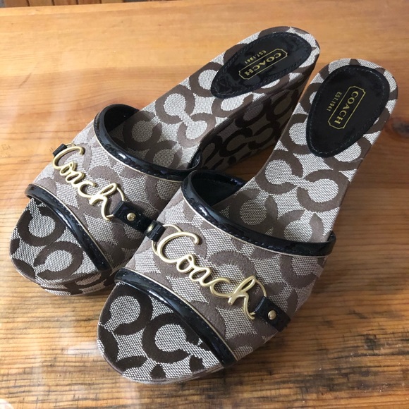 Coach Sandals Size 8 - Picture 2 of 7